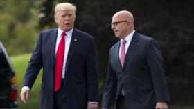 Informe: Trump decide destituir a su asesor de Seguridad Nacional