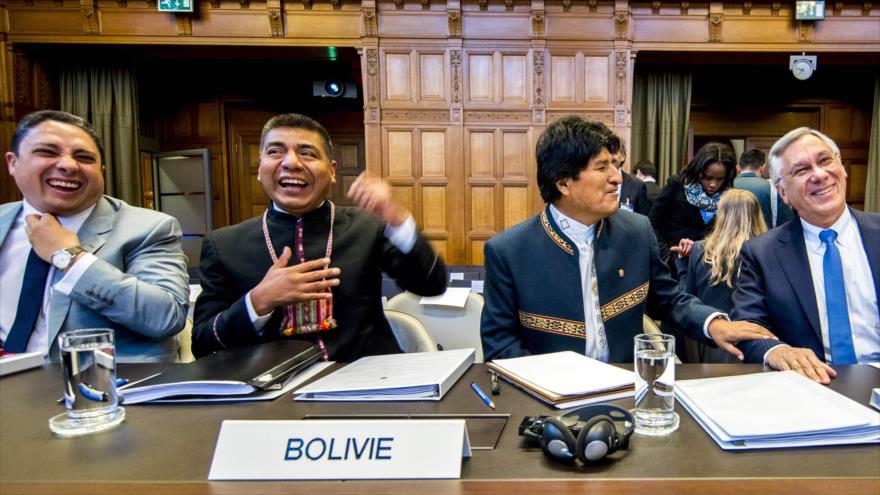 Morales destaca ‘contundencia’ en defensa de Bolivia en La Haya
