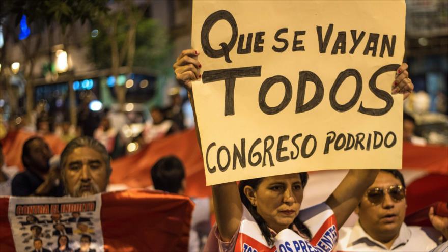 La protesta contra la corrupción política, en Lima (capital de Perú), 22 de marzo de 2018.