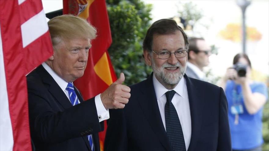 El mandatario de EE.UU., Donald Trump (izda.), recibe al presidente del Gobierno de España, Mariano Rajoy, en la Casa Blanca, 27 de septiembre de 2017.