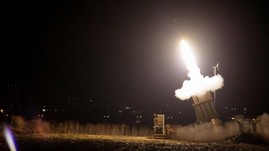 Sofisticada Cúpula de Hierro israelí intercepta cohetes ficticios