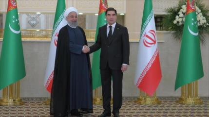 Irán y Turkmenistán firman 13 documentos de cooperación 