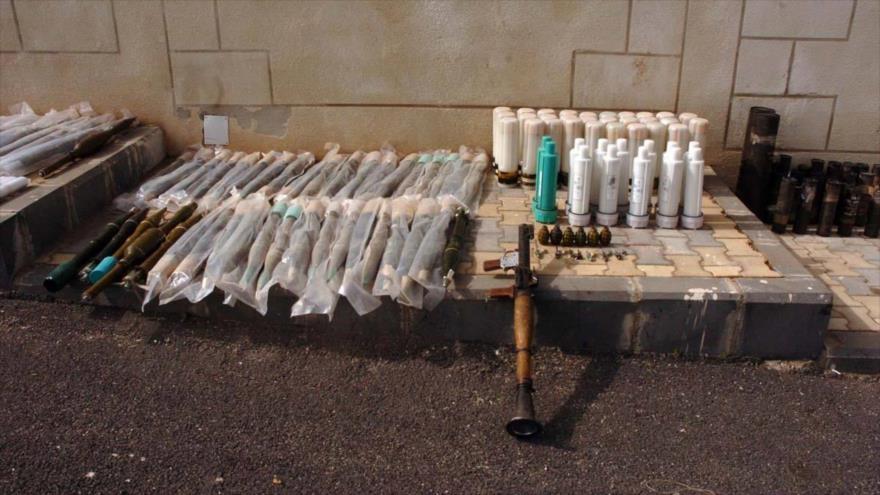 Armas de fabricación israelí halladas por el Ejército de Siria en la provincia de Al-Sweida (sur).