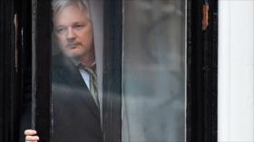 Ecuador corta sistemas de comunicación de Assange con el exterior