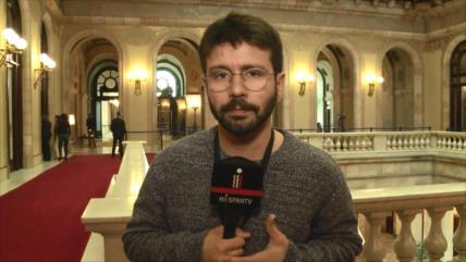 Parlamento de Cataluña defiende la investidura de Puigdemont 