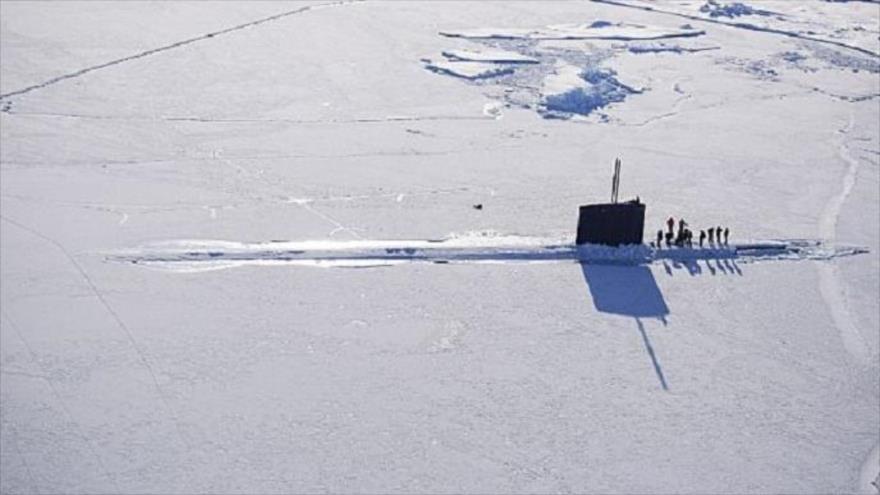 Vídeo: Submarino nuclear de EEUU emerge del hielo del Ártico
