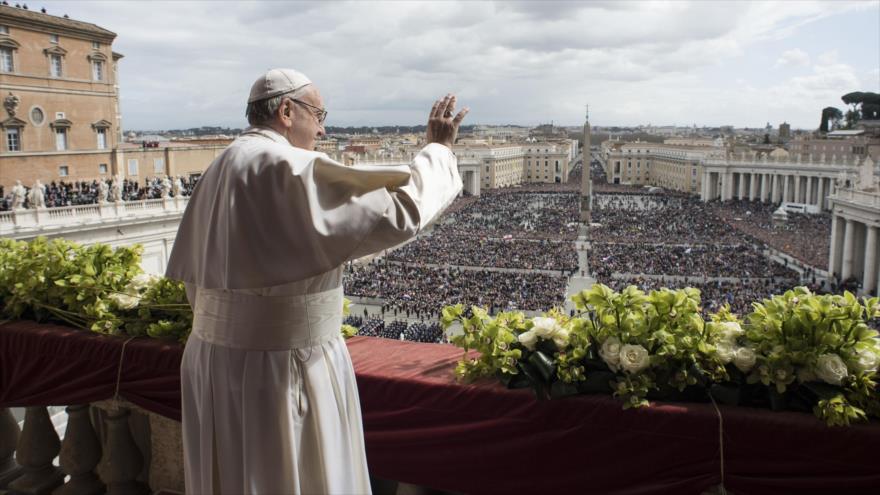 El papa Francisco pidió una salida