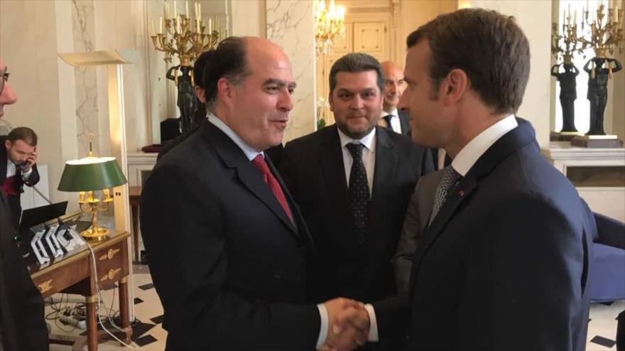 El presidente de Francia, Emmanuel Macron, se reúne con Julio Borges, expresidente del Parlamento de Venezuela, 4 de septiembre de 2017