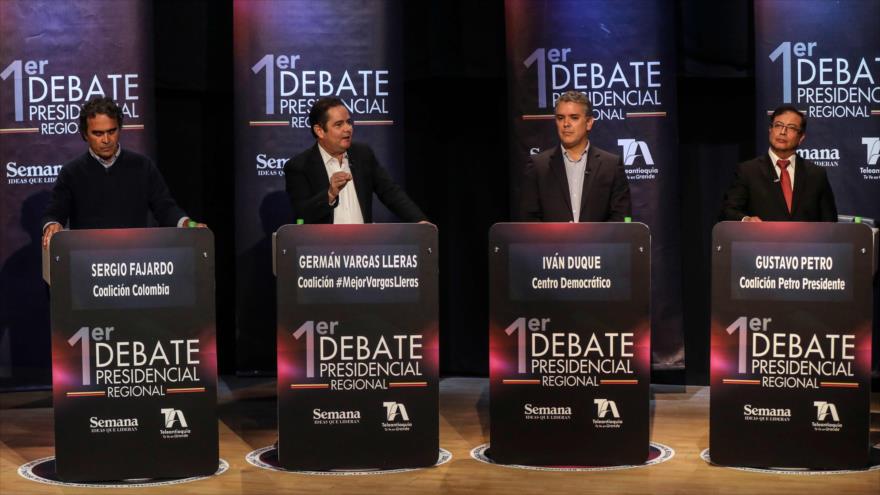 Candidatos presidenciales de Colombia realizan su primer debate