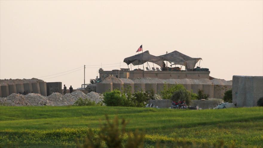 Base militar de EE.UU. en la aldea de Al-Asaliyah, entre la ciudad siria de Alepo y la ciudad norteña de Manbiy, 2 de abril de 2018.
