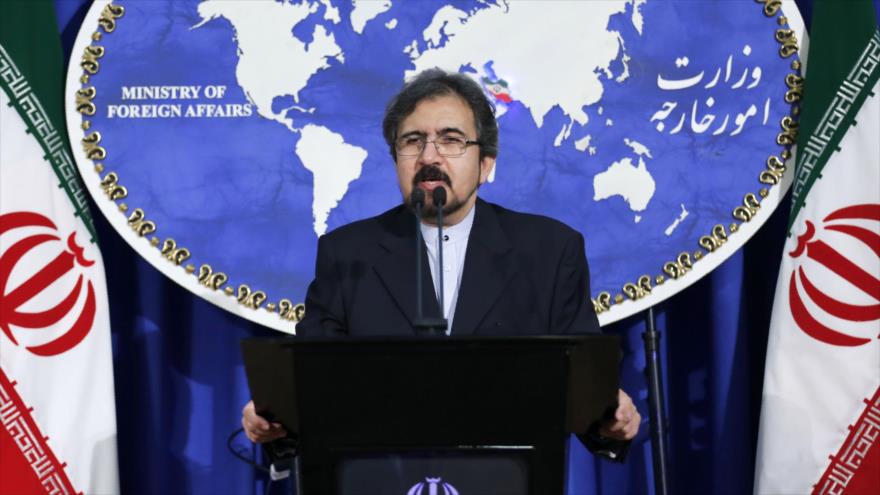 El portavoz del Ministerio de Exteriores de Irán, Bahram Qasemi, habla en una rueda de prensa en Teherán (capital).