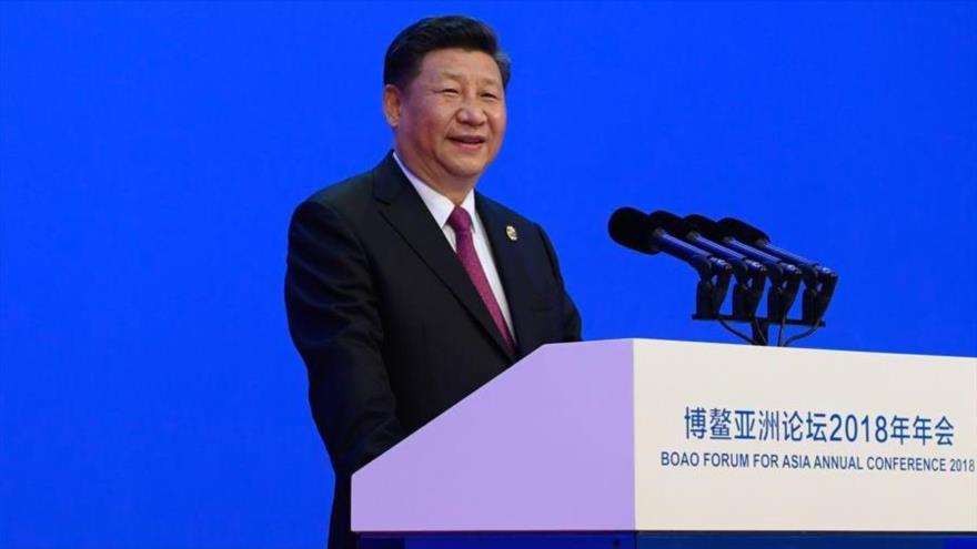 El presidente de China, Xi Jinping, da un discurso en el Foro de Boao para Asia, celebrado en esta urbe china, 10 de abril de 2018.