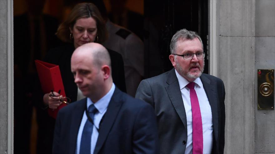Ministros britanicos tras una reunión de emergencia sobre Siria, en Downing Street, Londres, 12 de abril de 2018.