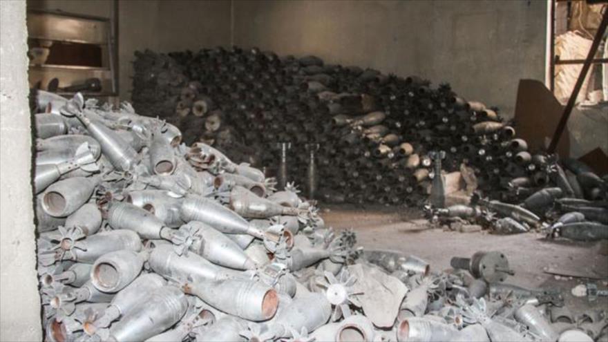 Foto muestra el descubrimiento de municiones en zonas controladas por los terroristas de Yeish Al-Islam en la región de Guta Oriental. 