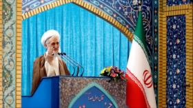 Clérigo iraní: EEUU reveló su ‘cara salvaje’ al atacar a Siria