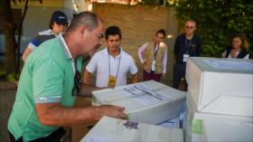 Abren los centros de votación para las presidenciales en Paraguay