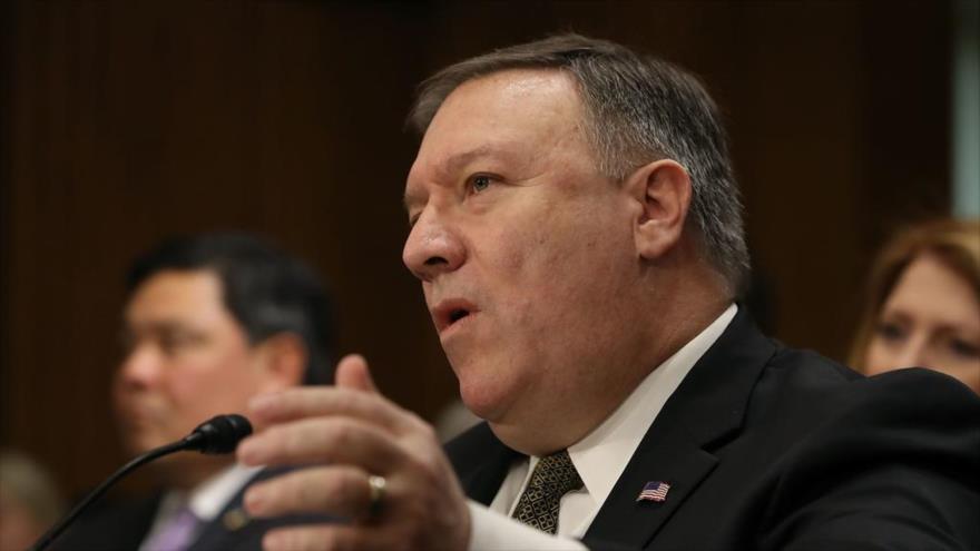 Mike Pompeo durante su primera audiencia de confirmación como secretario de Estado ante el comité de Relaciones Exteriores del Senado, 12 de abril de 2018.