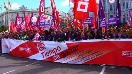 Españoles demandan mejores empleos y pensiones en Día del Trabajo