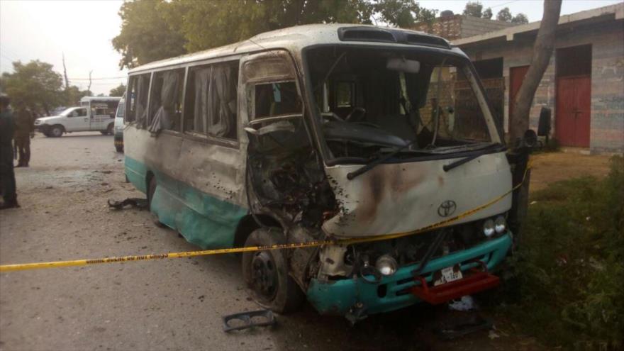 Dos muertos en ataque a autobús de comisión atómica de Paquistán | HISPANTV