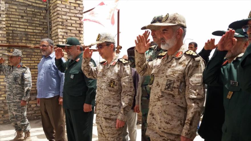 El jefe del Estado Mayor de las Fuerzas Armadas de IrÃ¡n, el general de divisiÃ³n Mohamad Husein Baqeri (Centro), en Juzestan (sur), 6 de mayo de 218.