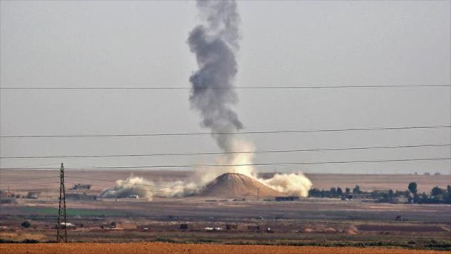 Un ataque aéreo de la coalición anti-Daesh liderada por EE.UU. cerca de la aldea siria de al-Hisha, en Al-Raqa, 9 de noviembre de 2016.