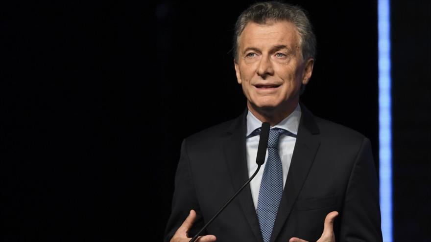 El presidente de Argentina, Mauricio Macri, habla durante una reunión en Buenos Aires, capital argentina, 12 de abril de 2018.