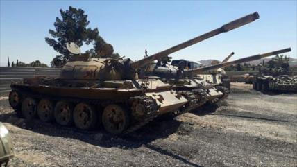 Vídeo: Siria confisca tanques soviéticos abandonados por rebeldes