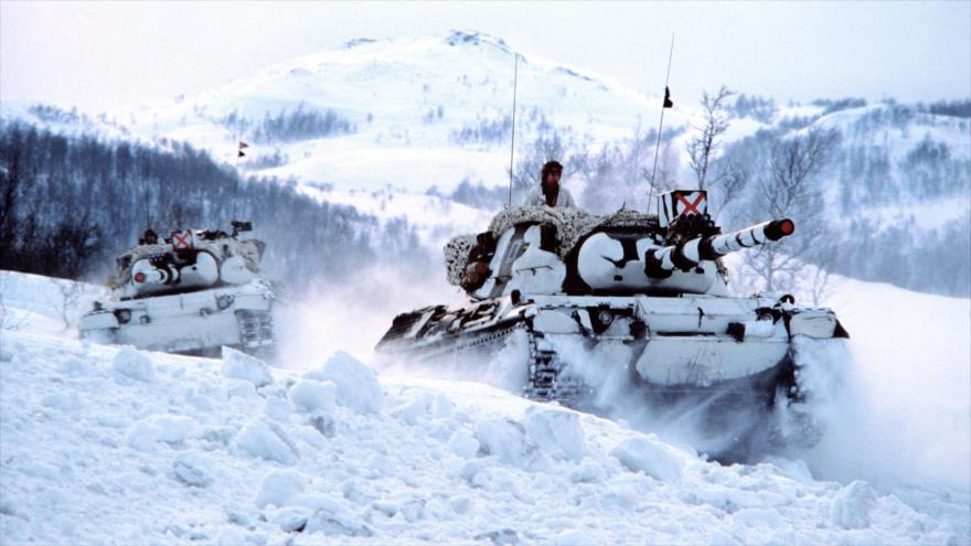 Tanques del Ejército de Rusia en unas maniobras militares en algún lugar del vasto territorio ruso.