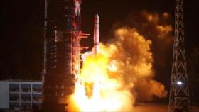 China lanza un satélite rumbo a la cara oculta de la Luna