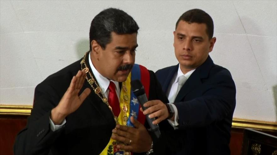Asamblea Nacional Constituyente de Venezuela juramenta a Maduro