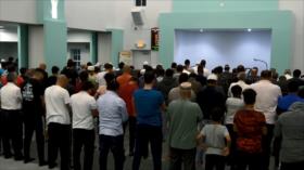 A la sombra de amenazas, musulmanes celebran Ramadán en EEUU 