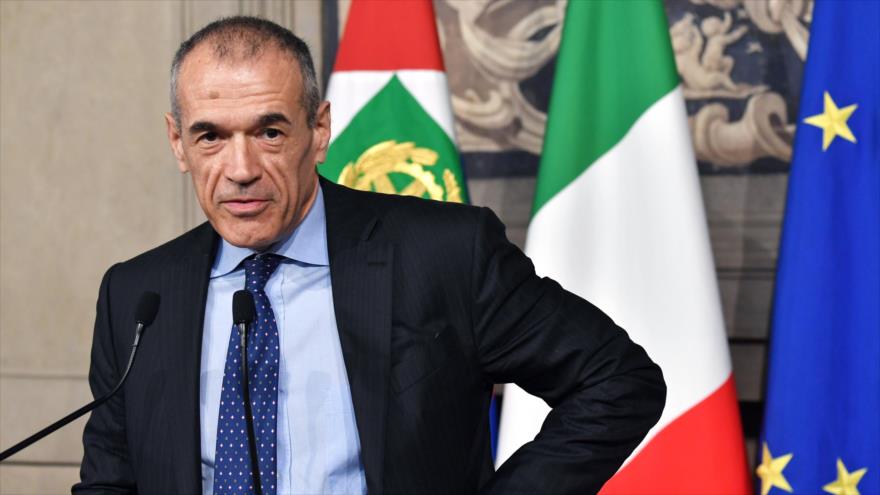El economista italiano Carlo Cottarelli, en una rueda de prensa tras recibir el encargo de formar el próximo Gobierno de Italia, 28 de mayo de 2018.