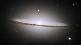 NASA revela imagen de galaxia sombrero en la constelación Virgo