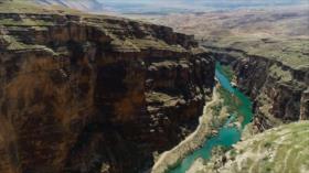 Irán: 1- Las atracciones acuáticas en Hormozgan 2- El cañón de Kafarin y la presa de Seimare en Ilam 3- La medicina tradicional iraní