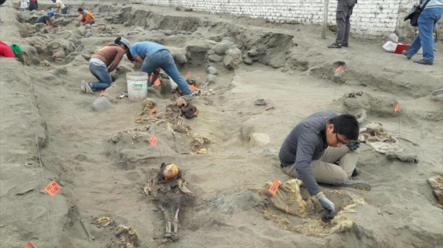 Nuevo hallazgo en Perú de niños sacrificados de la cultura chimú