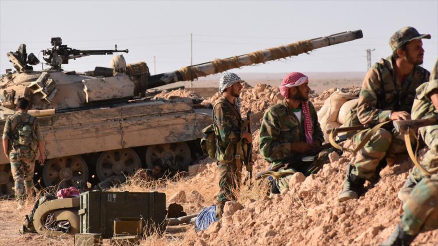 Nuevos avances del Ejército sirio y Hezbolá ante Daesh en el sureste