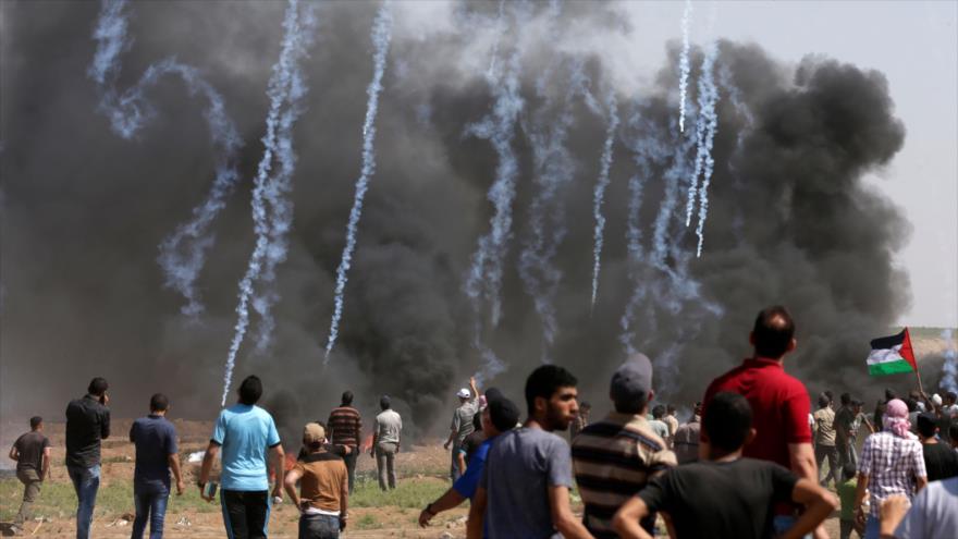 Palestinos se manifiestan contra el régimen de Israel en la Franja de Gaza, 8 de junio de 2018.