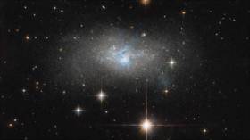 NASA capta una galaxia enana con núcleo extremadamente brillante
