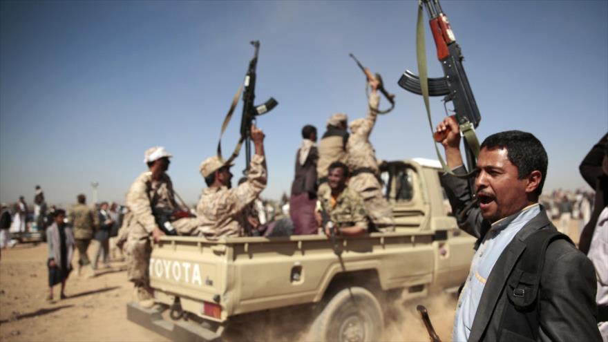 Las fuerzas del Ejército yemení y el movimiento popular Ansarolá. 