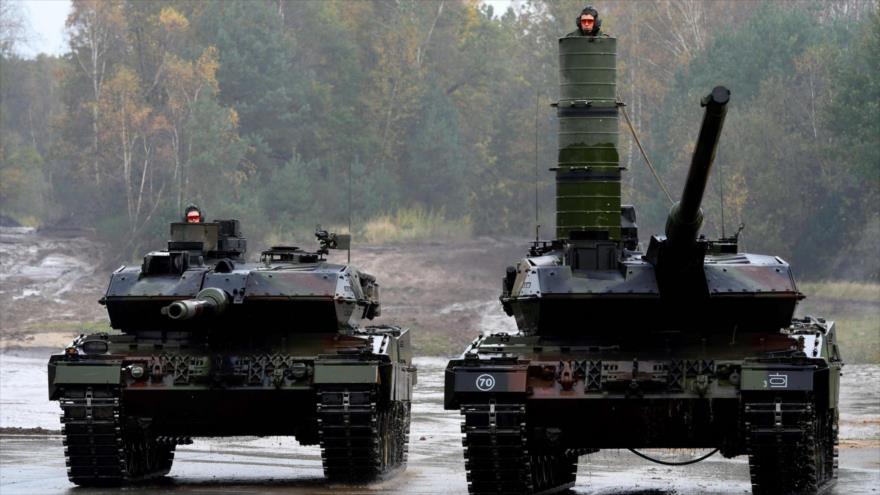 Tanques del Ejército de Alemania desplegados en la ciudad de Münster, en el norte del país europeo, 13 de octubre de 2017.