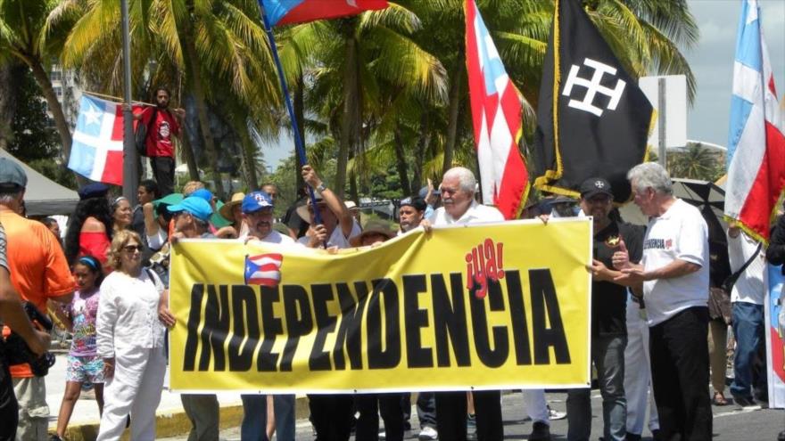 Marcha de puertorriqueños para pedir la independencia de EE.UU.