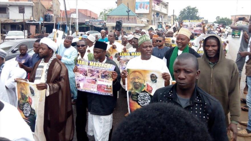 Miembros del Movimiento Islámico de Nigeria protestan en Kaduna por pedir la liberación del sheij Ibrahim al-Zakzaky, 20 de junio de 2018.