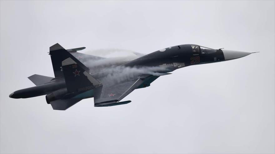 Un avión Sujoi Su-34 de la Fuerza Aeroespacial de Rusia.