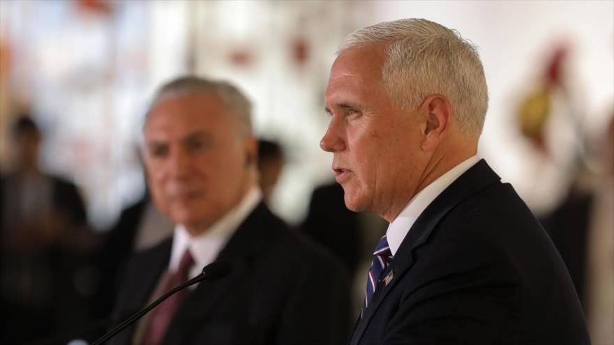 El vicepresidente de Estados Unidos, Mike Pence, en conferencia conjunta con el mandatario brasileño, Michel Temer, Brasil 26 de junio de 2018.