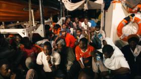 Macron: Francia recibirá a los migrantes del barco Lifeline