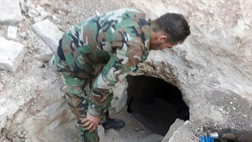 Un túnel de terroristas, encontrado por el Ejército sirio en la ciudad de Ter Maela, en provincia siria de Homs, 26 de junio de 2018. 