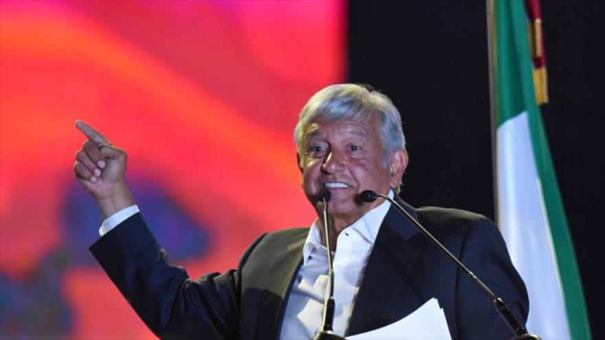Andrés Manuel López Obrador, candidato de la coalición Juntos Haremos Historia, durante su campaña electoral en Ciudad de México, 27 de junio de 2018.