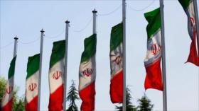 Irán: 1- La bandera de la República Islámica de Irán 2- Tabas, el geoparque de Irán 3- El arte de la fusión de vidrio
