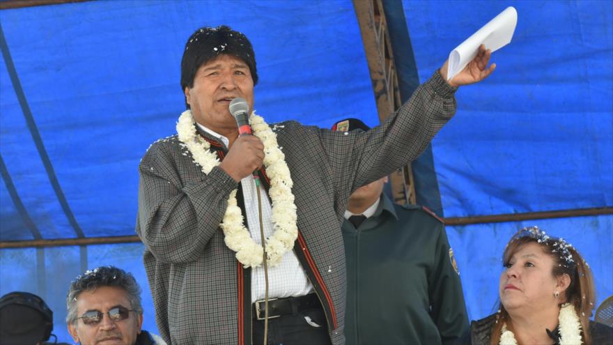 El presidente boliviano, Evo Morales, ofrece un discurso en el municipio de Vinto, departamento de Cochabamba, 1 de julio de 2018.