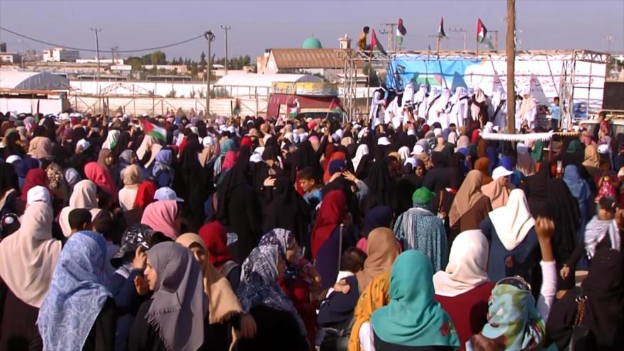 Las mujeres salen para unas marchas en la Franja de Gaza